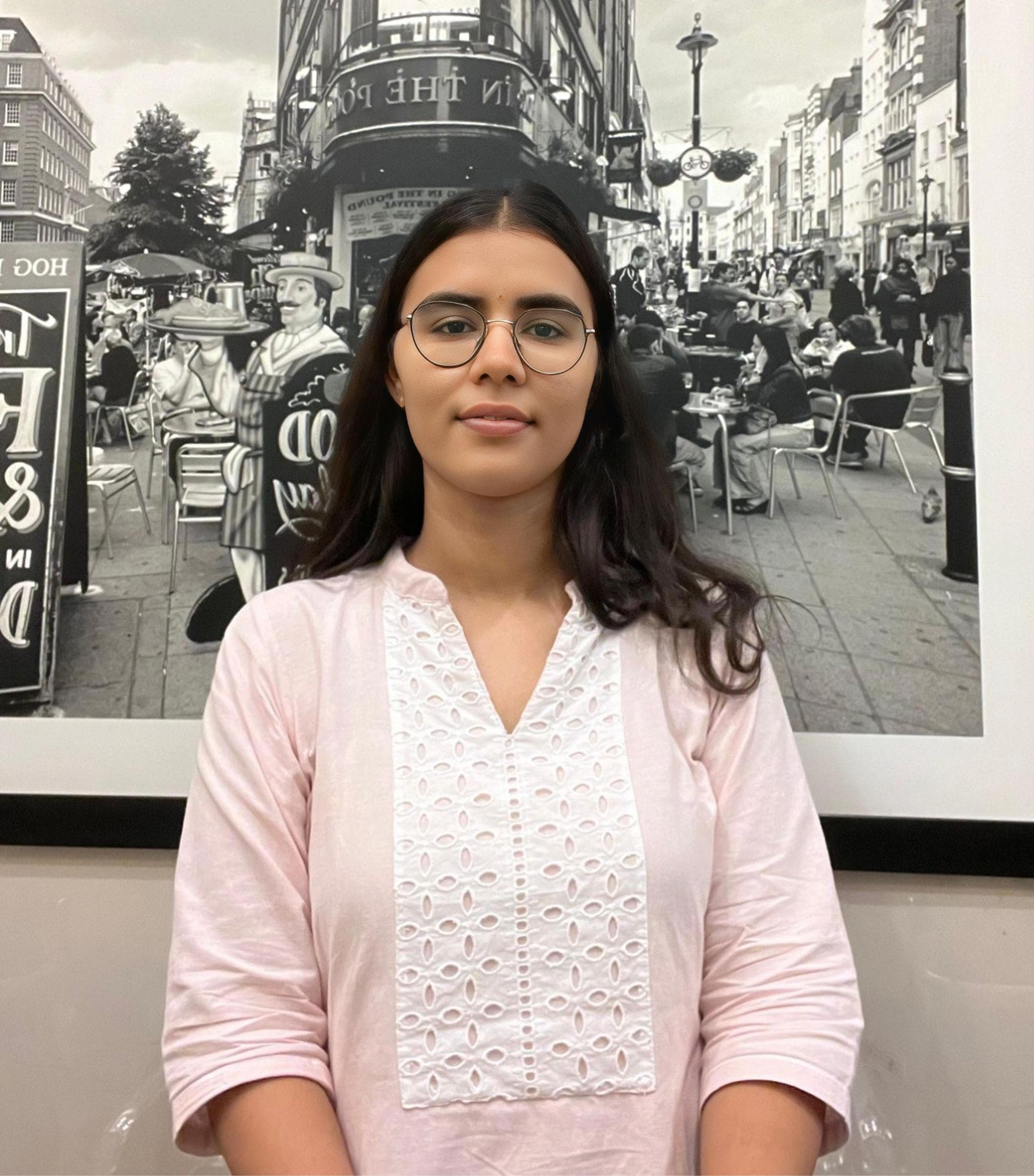 Anushka Singh's photo